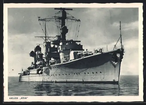 AK Kriegsmarine-Kreuzer Köln bei ruhiger See