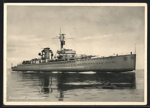 AK Panzerschiff Deutschland der Kriegsmarine in Fahrt