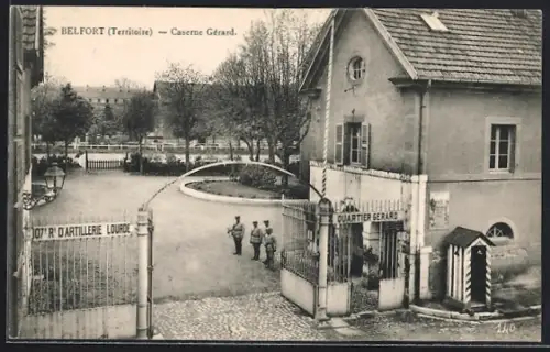AK Belfort, Caserne Gérard avec soldats à l`entrée du quartier