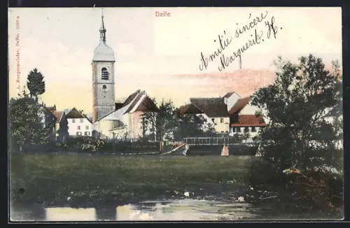 AK Delle, Vue sur l`église et les maisons au bord de l`eau