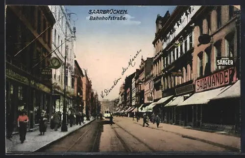 AK Saarbrücken, Bahnhofstrasse, Geschäftshäuser, Strassenbahn, Salamander