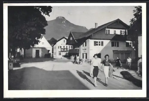 AK Lenggries, Geigerstein, Strassenpartie mit Geschäft