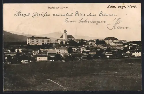 AK Lam /bayr. Wald, Gesamtansicht mit Kirche und Riedelstein