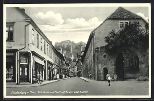 AK Blankenburg a. Harz., Tränkestrasse, Blick auf Kirche und Schloss