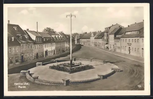 AK Hartha i. Sa., Markt mit Geschäften