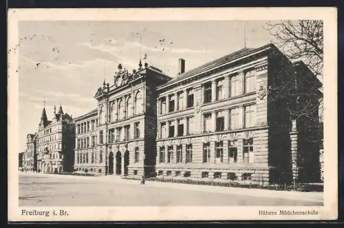 AK Freiburg i. Br., Strassenpartie an der Höheren Mädchenschule