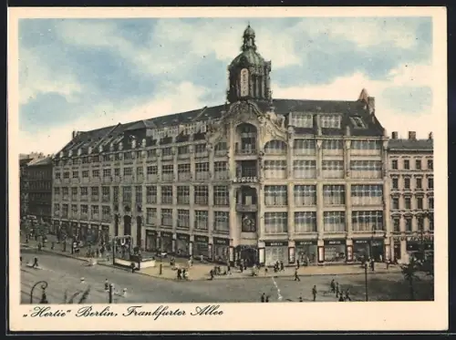 AK Berlin-Friedrichshain, Das Hertie Kaufhaus in der Frankfurter Allee