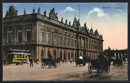 AK Berlin, Zeughaus mit Kutschen