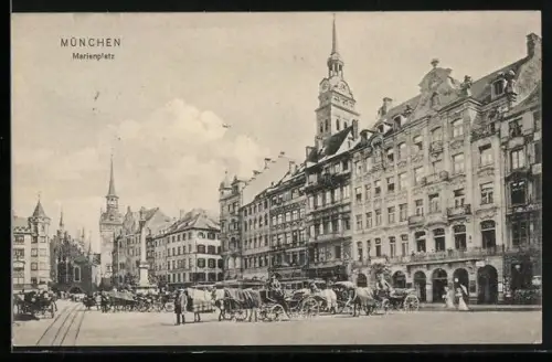 AK München, Marienplatz mit Droschken