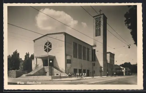 AK Wien, Sandleiten, Blick auf die Kirche