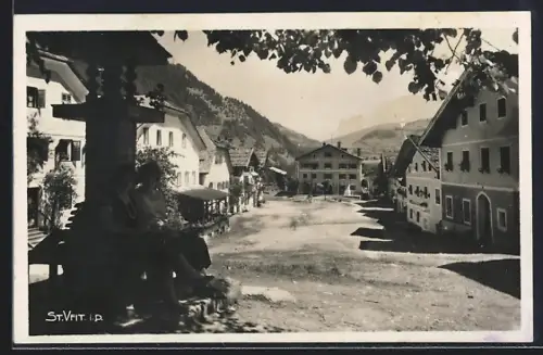 AK St. Veit i. P., Hauptplatz mit Geschäften