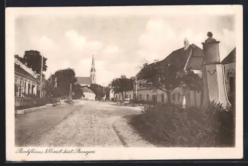 AK Bockfliess, Partie mit hist. Pranger und Kirche