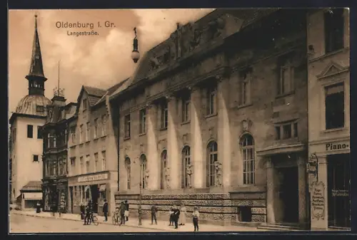 AK Oldenburg / O., Langestrasse mit Geschäften