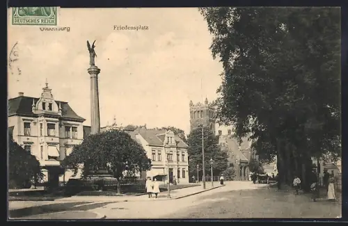 AK Oldenburg / O., Friedensplatz mit Denkmal