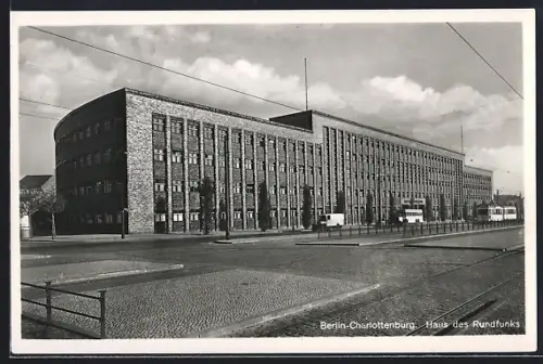 AK Berlin-Charlottenburg, Haus des Rundfunks, Strassenbahn