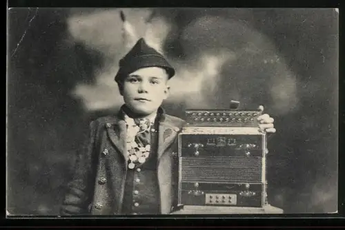 AK Hieserl, der beste 8jähr. Harmonikaspieler, Musiker