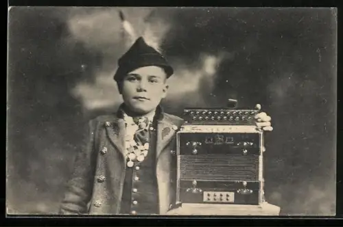 AK Hieserl, der beste 8jähr. Harmonikaspieler, Musiker