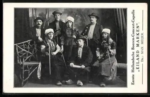 AK Trachtenkapelle Eerste Hollandsche Boeren-Concert-Capelle Eiland Marken, Dir. Max Meijer