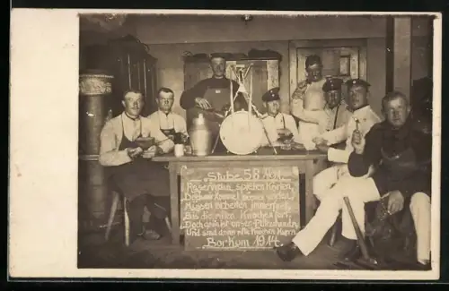 Foto-AK Reservisten der Stube 58 bei der Arbeit