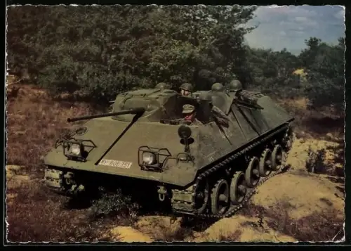 AK Schützenpanzer HS 30 der Bundeswehr im Feld