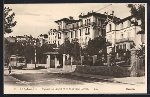 AK Le Cannet, L`Hotel des Anges et le Boulevard Carnot, Strassenbahn