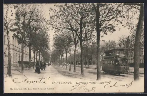 AK Saint-Mandé, L`Avenue Victor Hugo, Strassenbahn