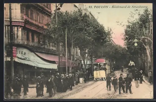 AK Toulon, Boulevard de Strasbourg mit Strassenbahn und Passanten