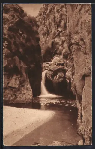 AK Cordoba, Vista de Motivos Serranos y Paisajes del Calle de Calamuchita, Wasserfall