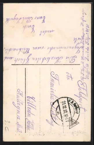 Foto-AK R & K / L Nr. 5679/3: Mädchen in rosanem Kleid mit Blumenstrauss