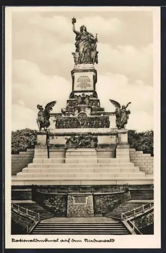 AK Niederwald, Nationaldenkmal mit Treppenaufgang