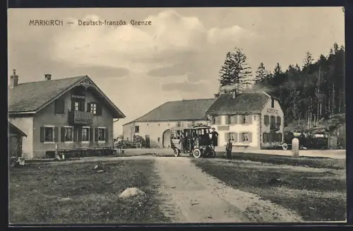 AK Markirch, Deutsch-französ. Grenze, Häuser, Auto, Leute