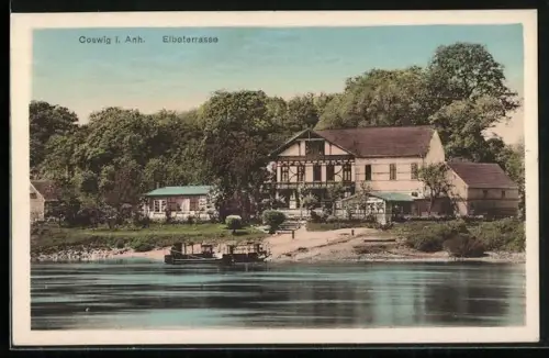 AK Coswig i. Anh., Elbeterrasse mit Gasthaus und Fähre