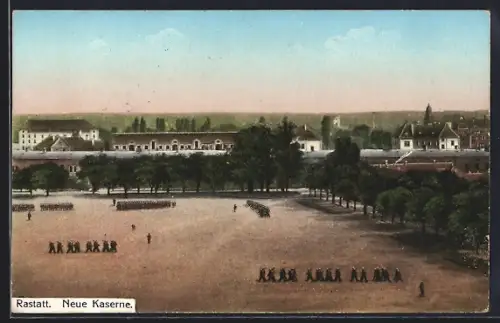 AK Rastatt, Neue Kaserne mit Soldaten