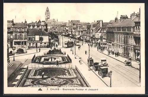 AK Calais, Boulevards Pasteur et Jacquard, Strassenbahn