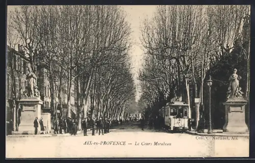 AK Aix-en-Provence, Strassenbahn hält neben Denkmal auf dem Cours Mirabeau