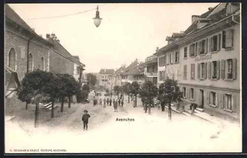 AK Avenches, Strassenpartie mit Kindern
