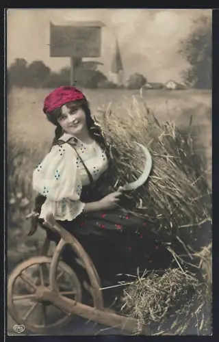 Foto-AK EAS Nr. 999: Junge Bäuerin mit Sichel