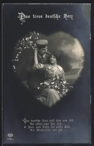 Foto-AK EAS Nr. 2185/6: Soldat mit Frau im Herz
