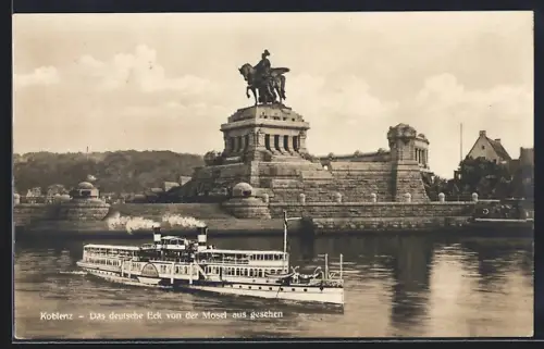 AK Koblenz, Das deutsche Eck mit Denkmal von der Mosel aus gesehen
