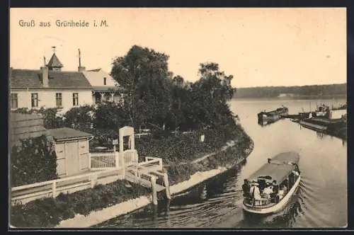 AK Grünheide i. M., Ortspartie mit Löcknitz und Peetzsee