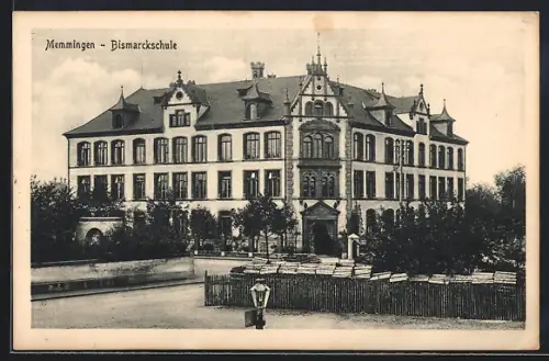 AK Memmingen, Bismarckschule, Totalansicht