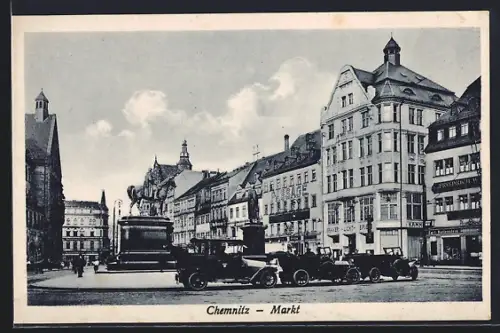 AK Chemnitz, Markt mit Geschäften und Denkmal