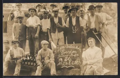 Foto-AK Dresden, Bautrupp, Baustoff-Grosshandel Backstroh und Oelschläger, Grunaer Strasse 56, 1928