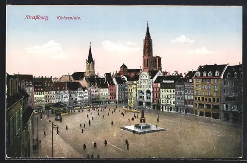 AK Strassburg i. E., Kleberplatz mit Springbrunnen