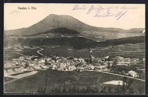AK Saales i. Els., Vue du village avec église et collines en arrière-plan