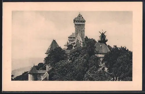 AK Haut-Koenigsbourg, Vue du château entre les arbres