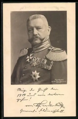 AK Portrait Paul von Hindenburg in Uniform mit Epauletten
