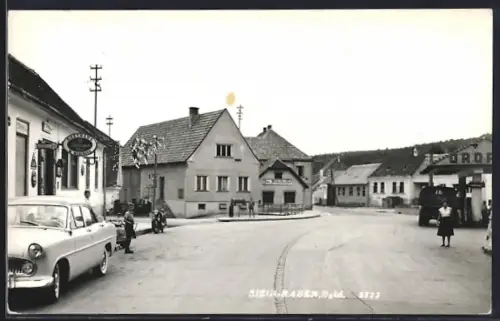 AK Sieggraben /Bgld., Strassenpartie mit Gasthaus M. Werfring, Geschäft Bau und Möbeltischler und Tankstelle