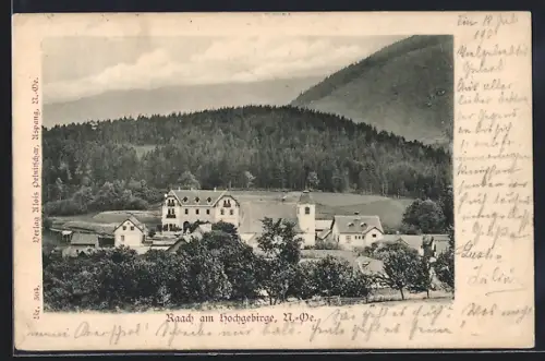 AK Raach am Hochgebirge, Totalansicht mit Bergpanorama aus der Vogelschau