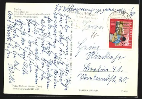 AK Berlin, Bahnhof Friedrichstrasse mit Passanten